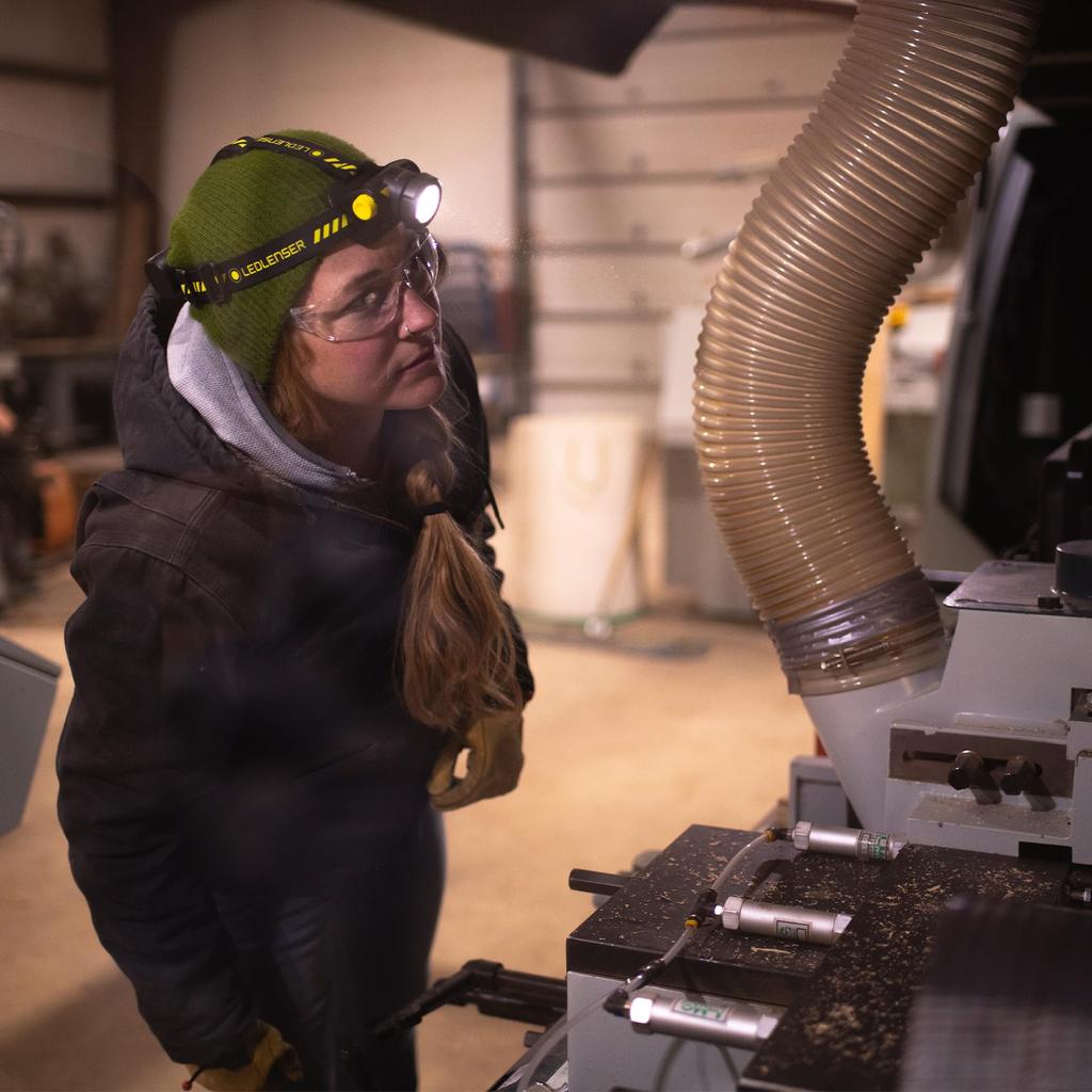 Светодиодный фонарь Ledlenser H7R Work с USB-зарядкой [оригинал японского производства], черный, маленький