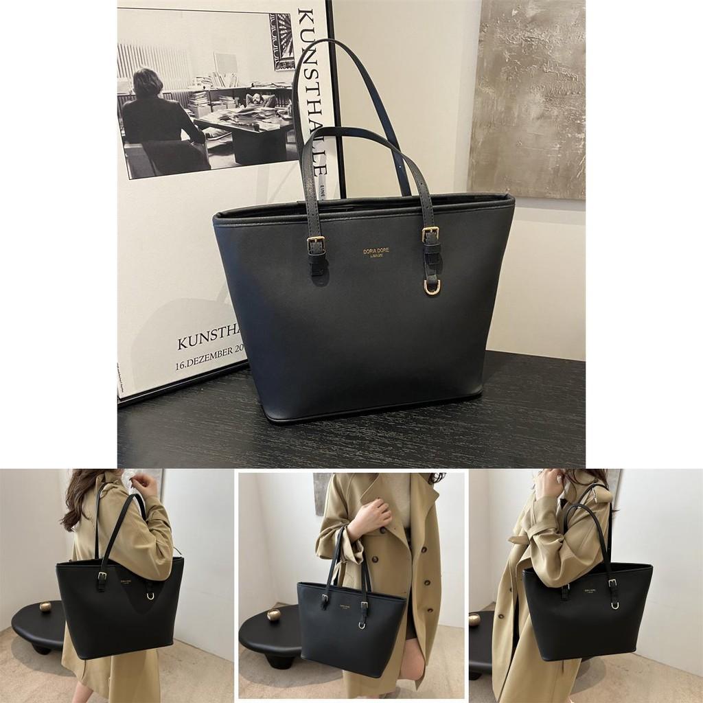 Stylish Black Tote Bag For Women With Large Capacity And Vintage Design Perfect For Daily Commuting