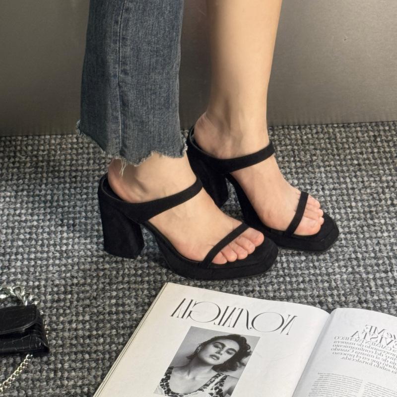 Французский темперамент слово с толстым каблуком открытый носок крутые тапочки женские летние водонепроницаемые настольные леопардовый принт красивые босоножки на высоком каблуке женские