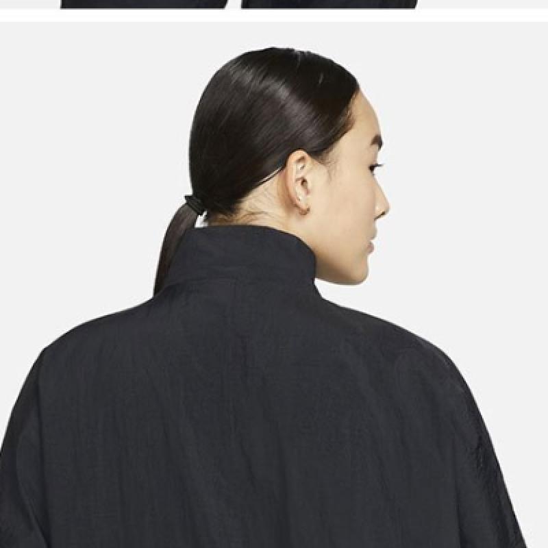 Nike Ветровка женская S eSSentialS Hbr тканая куртка Dm6182 010 S2207