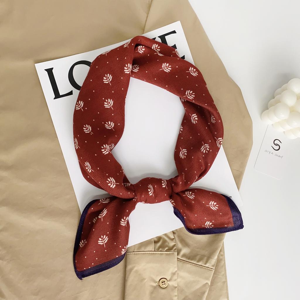 2024 New Fashionable Versatile Silk Scarf 68 Cm Printed Sunscreen Decorative Small Square Scarf Velvet Texture Scarf