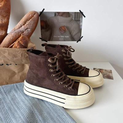 Два носят нишевые высокие парусиновые кеды, женские на толстой подошве супер-огонь осень и зима с высокой талией кожаная поверхность водонепроницаемые, персонализированные универсальные