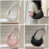 2023 New Women's Underarm Bag High-end Unique Design Elegant Shoulder Bag For Shopping