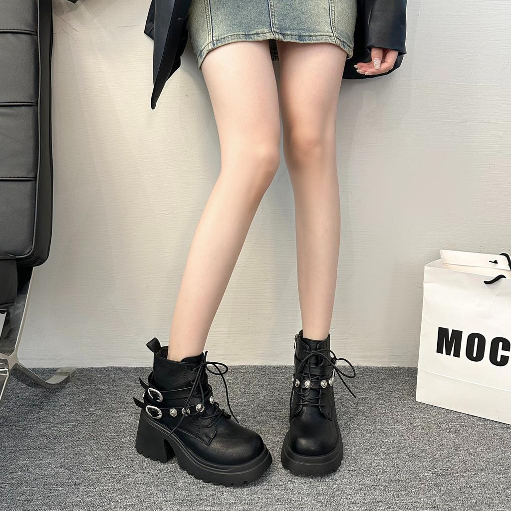 Модные новые женские ботильоны из искусственной кожи, женские осенне-зимние туфли с круглым носком на шнуровке, женские мотоциклетные ботинки на платформе, готическая обувь
