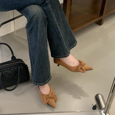 Нишевые французские черные туфли на высоком каблуке женская обувь 2025 новая весна и осень темперамент замшевый бант острый носок одинарные туфли