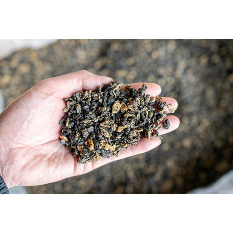 500 г Древний черный чай Юньнань Золотой шелк Золотая улитка Чай Фэнцин Дянь Хун