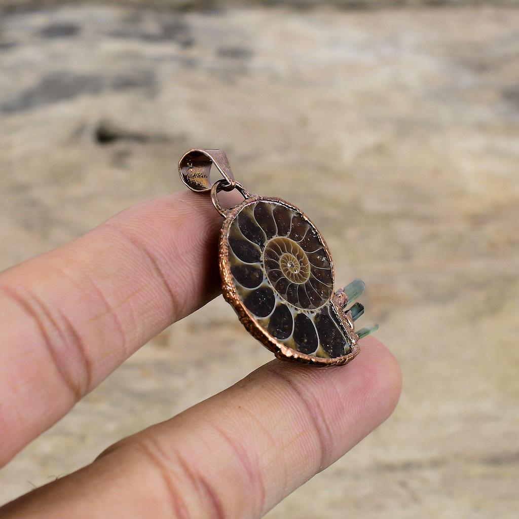 Подвеска из окаменелости аммонита, гальванопластическая медная подвеска, подвеска из драгоценного камня, грубая подвеска из аквамарина, ручная работа, гальванопластическая ювелирная подвеска для женщин