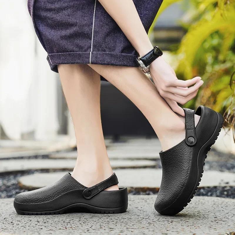 2025 Мужская нескользящая рабочая обувь Летняя рабочая обувь для сада, бассейна, кухни, пляжные женские сандалии без каблука большого размера черного цвета из резины