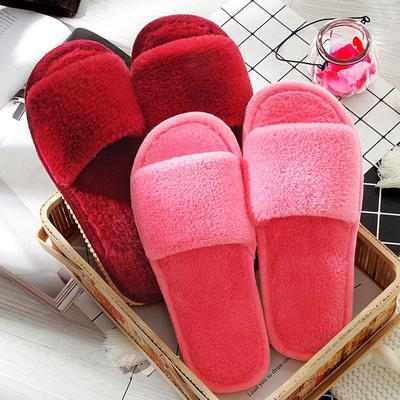 Уютные меховые тапочки: Теплые хлопковые слипоны для пар, мягкая пенная подошва, идеально подходят для домашнего использования