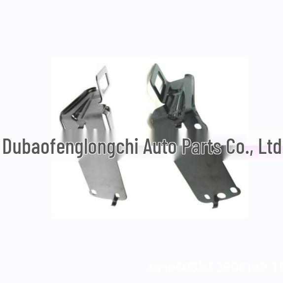 Нижняя опора радиатора BMW 3 серии E90 (Детали 51647117811, 51647117812)