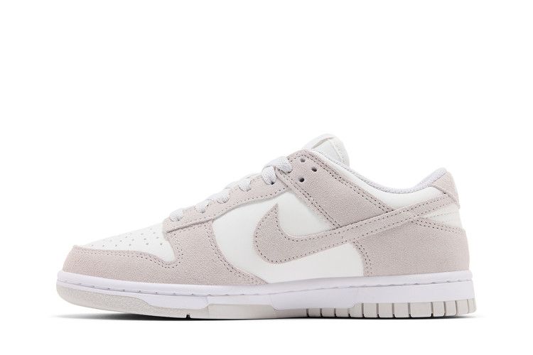 Женские кроссовки Nike Wmns Dunk Low SE 'Sail White Metallic Silver'