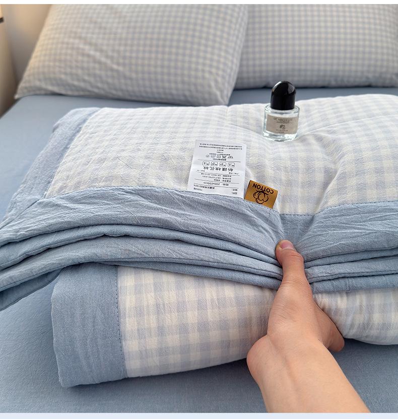 Class A Xinjiang Cotton Summer Quilt: Lightweight, Breathable, Pure Cotton 3-Piece AC Blanket for Dorms, Machine Washable.