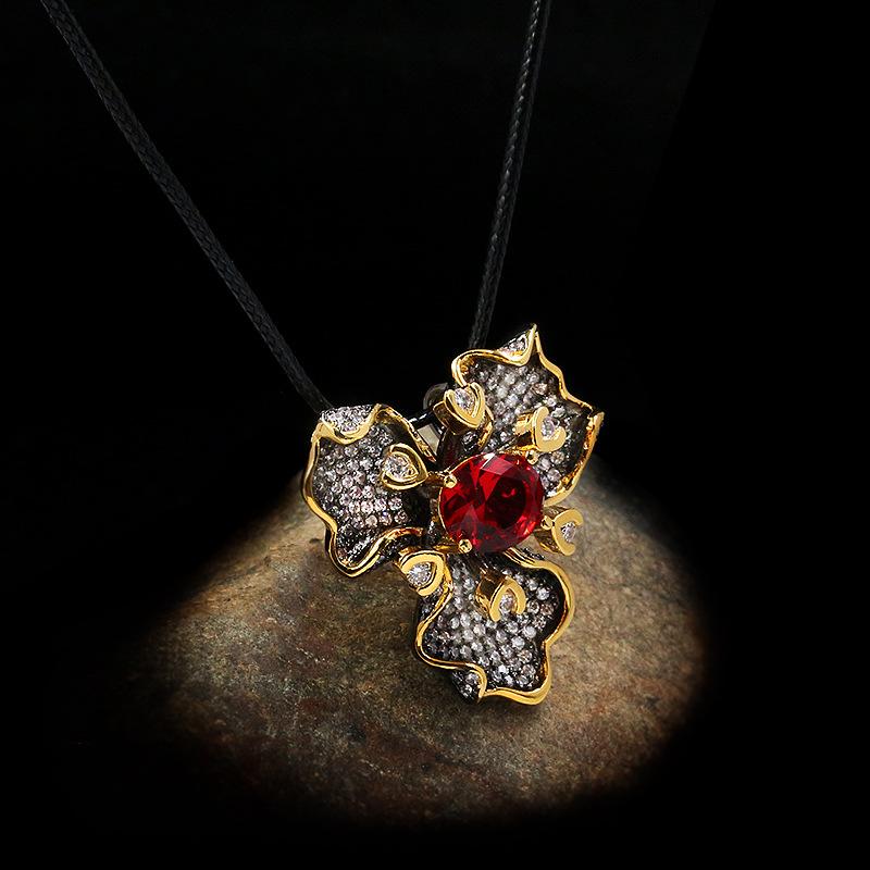 Black and Gold Two Color Flower Diamond-inlaid Womens Necklace Pendant
