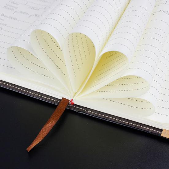 Книга для записи результатов игры в гольф, водонепроницаемая искусственная кожа, журнал для записи результатов игры в гольф, карманный журнал для записи результатов с 200 страницами для мужчин-гольфистов