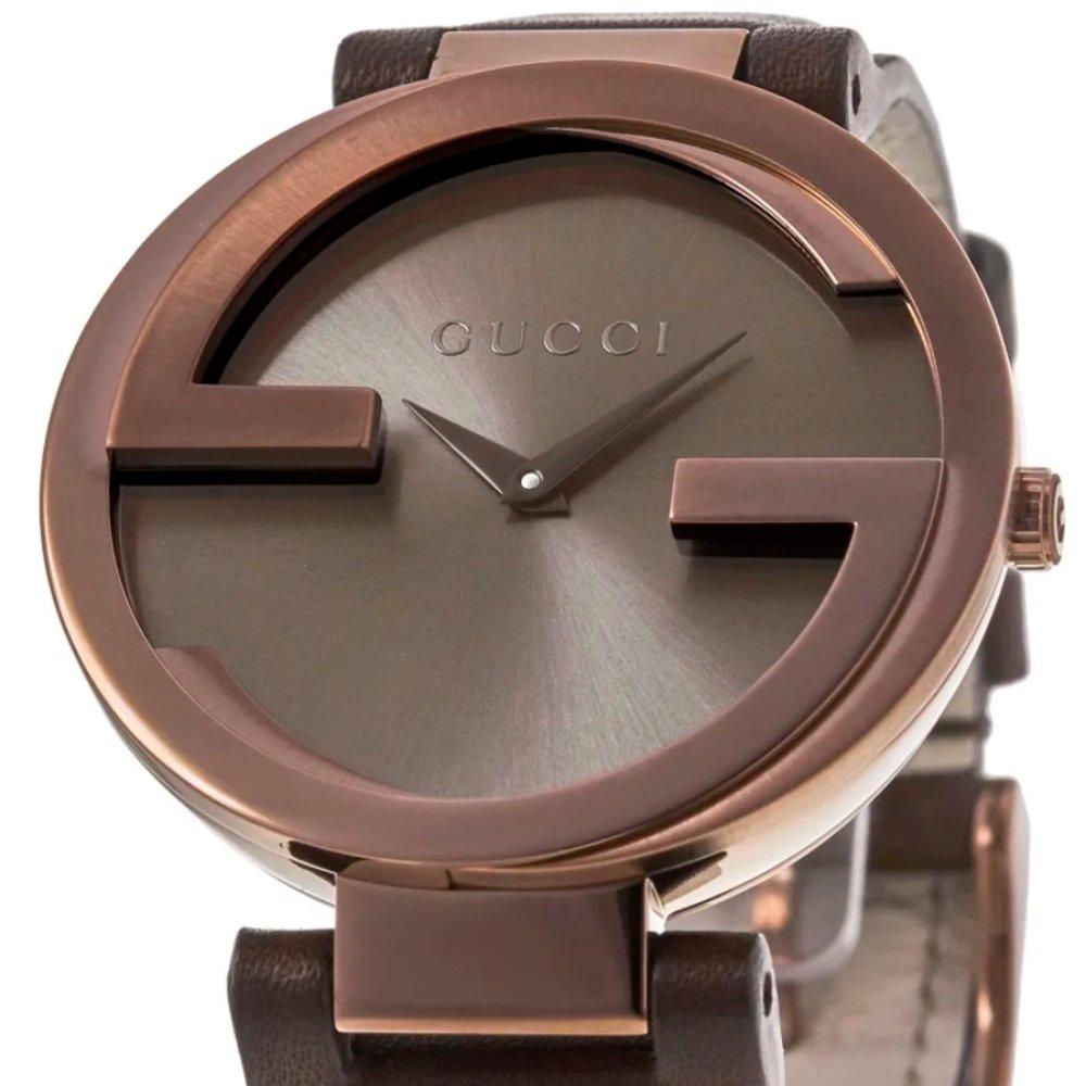 Gucci YA133309 Женские часы с переплетенными буквами G и коричневым циферблатом