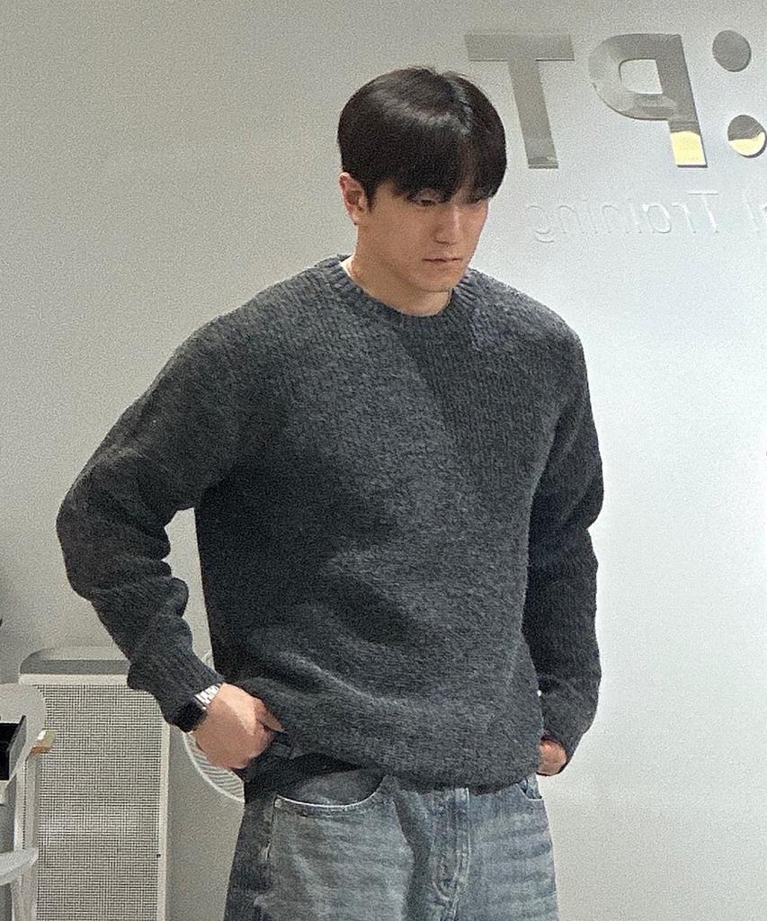 BLOND9 Crew Neck Rib Knit Sweater_Charcoal (Type B)