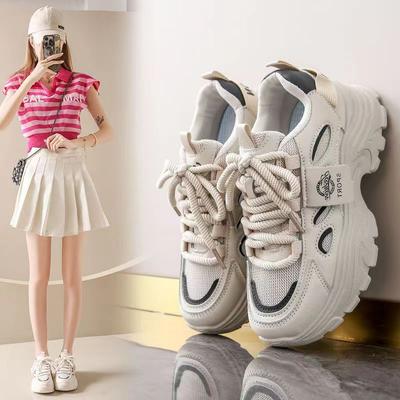 Обувь для папы на платформе, женская, новая, осенняя, дышащая, сетчатая, спортивная, повседневная, белая, обувь, показать ноги, маленький модный бренд
