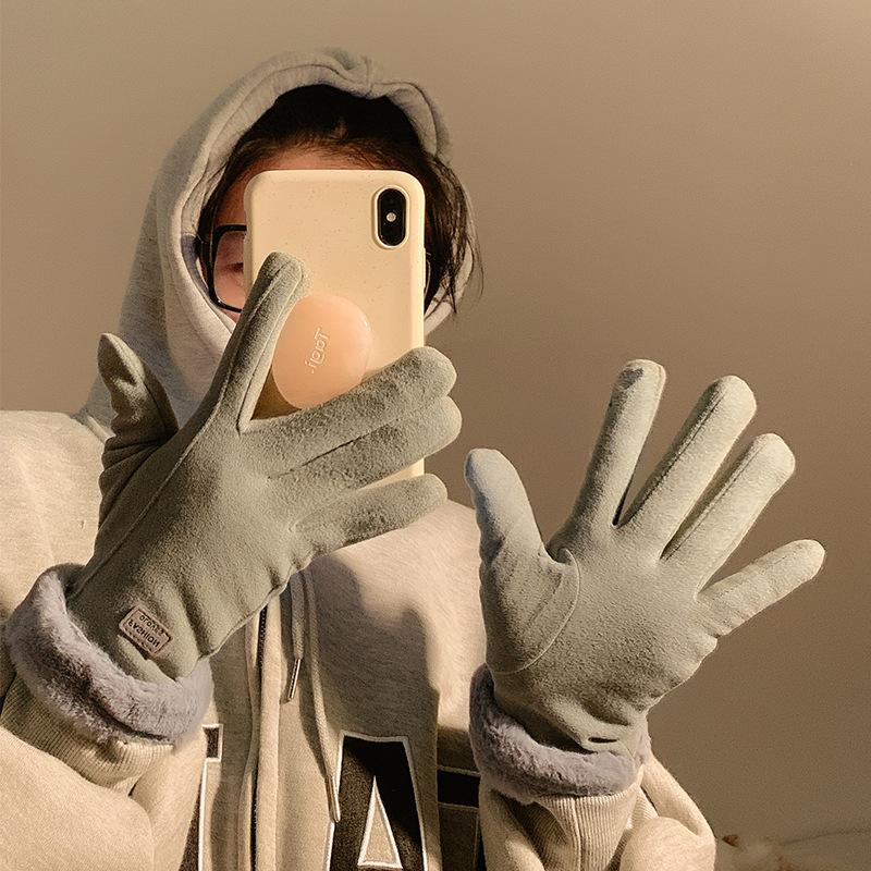 Замшевые перчатки зимние женские флисовые утепленные