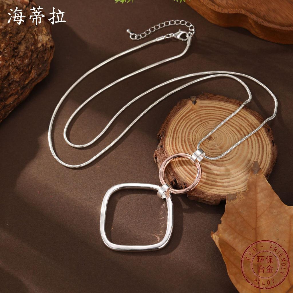 New Hollow Geometric Square Ring Long Pendant, Women's High-end Irregular Long Necklace