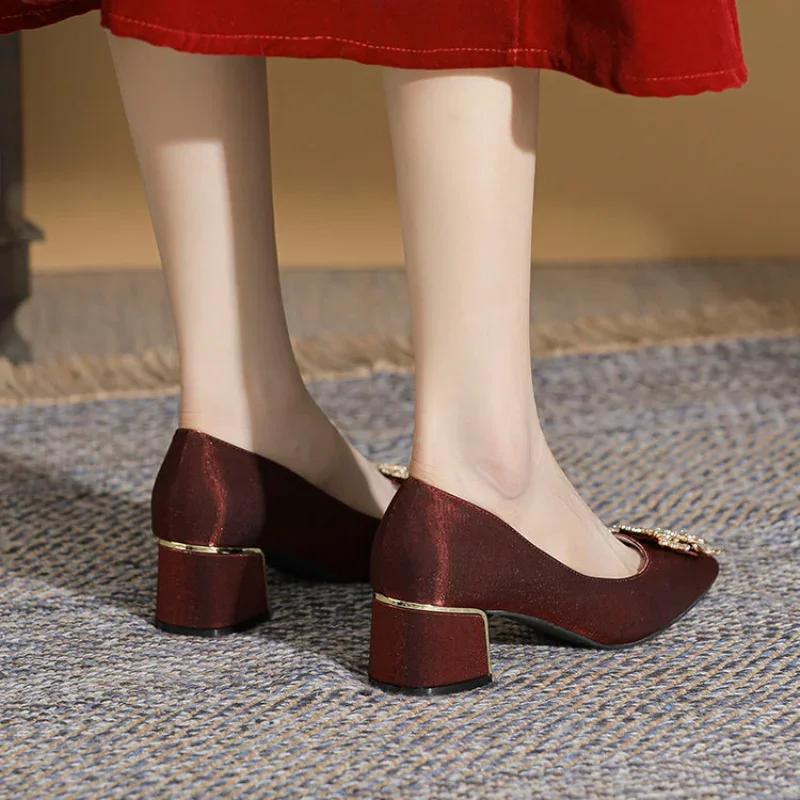 Модные туфли на высоком каблуке, женская весна, новая корейская версия, жемчужные стразы, острый нос, женская обувь, туфли на толстом каблуке, туфли-лодочки Zapatillas Mujer