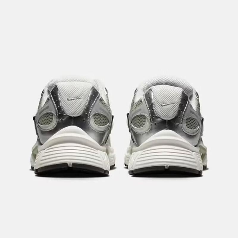 Nike Женская дышащая повседневная обувь V5 RNR