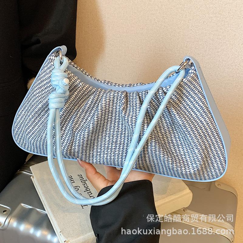 Супер огненная нишевая плиссированная сумка женская 2025 новая летняя универсальная сумка-мессенджер изысканная на плечо подмышку сумка-облако