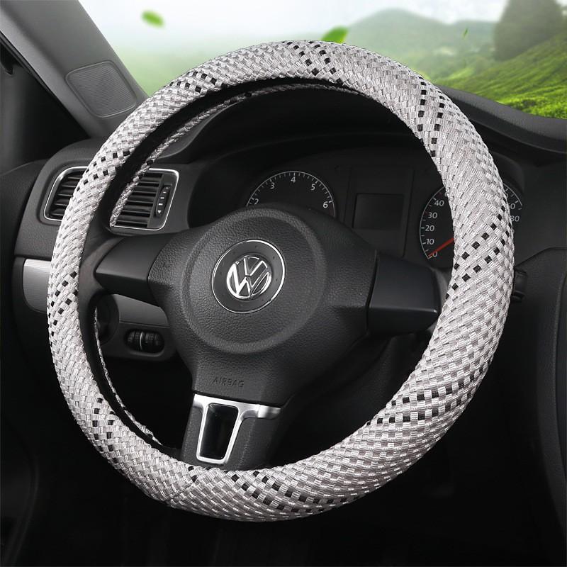 Universal Ice Silk Steering Wheel Cover Car 38cm Diameter Sport Style All-Season Grip Enhancement