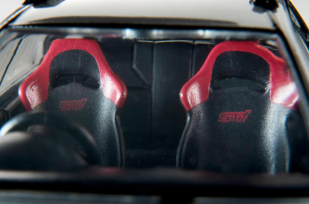 Tomica Limited Vintage Neo Subaru Impreza Pure Sports Wagon WRX STi Silver 98 Year Completed Product LV-N281c Ver.V