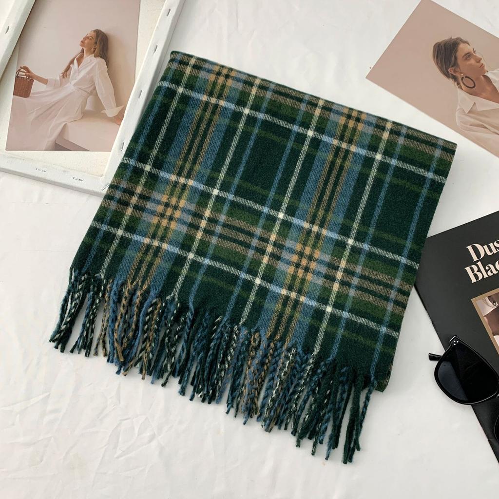 Japanese and Korean College Style Sub Striped Tassel Couple Scarf Widened To Keep Warm Sweet and Fresh Shawl and Scarf Dual Use