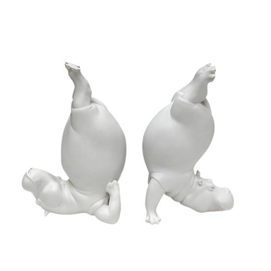 Artistic Tabletop Ornaments Clumsy Hippo Bookends, Funny Heavy Resin Acrobatic Bookend Holders, Creative Notebook Stand Office Bookshelf Decor