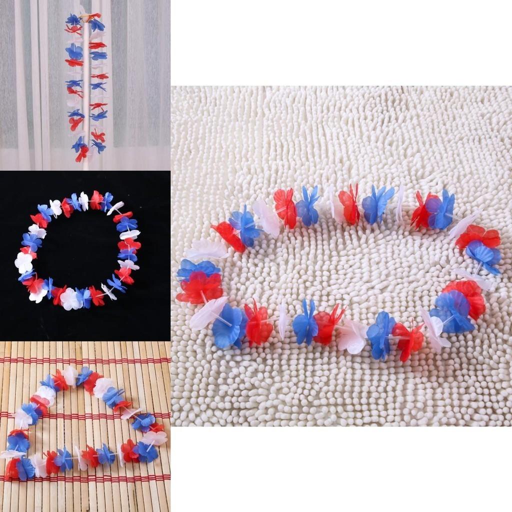 Привлекательный венок с флагом Англии, украшенный яркими и красочными шелковыми цветами