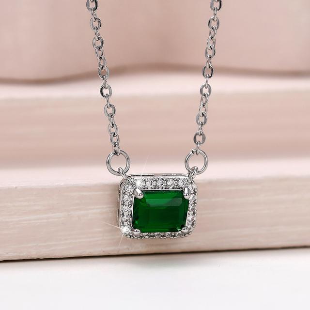 Huitan Aesthetic Colorful Cubic Zirconia Pendant Necklace Women For Wedding Party Temperament Lady 'S Neck Accessory Jewelry