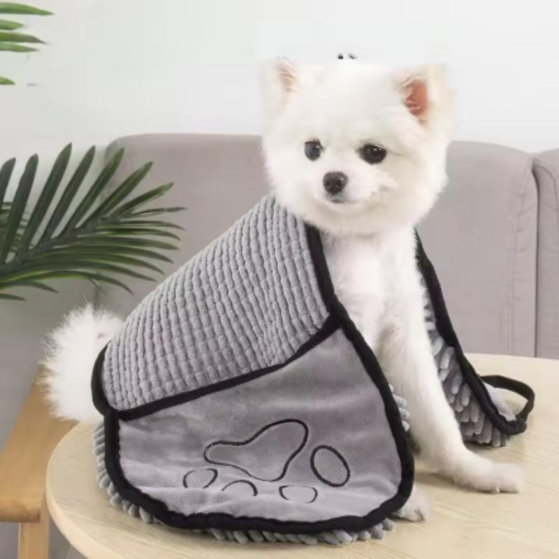 Large Soft Pet Bath Towel Quick-Drying Super Absorbent Foldable Skin-Friendly Cat Dog Bath Robe for Comfortable Cleaning