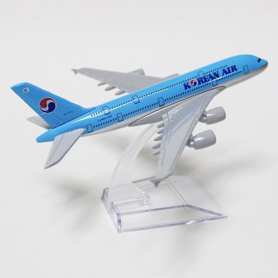 Модель миниатюрного самолета JJC Diecast - Korean Air A380 (1:400, 16 см) - Декоративная коллекционная вещь