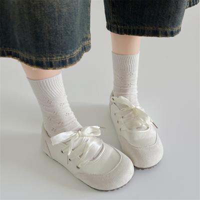 Серебристые ретро балетки с легким вырезом, на плоской подошве, женские летние 2025 новые модели, универсальные спортивные туфли Мэри Джейн для ношения с юбками