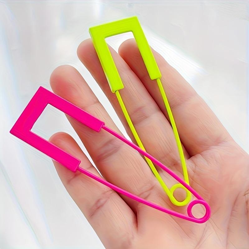 Exaggerated Large Brooch Vibrant Multicolor Safety Pin Fashion Decorative Pin for Jackets Backpacks Casual Wear