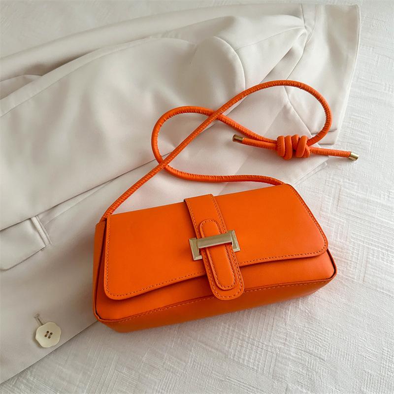 Autumn And Winter Trend Versatile Fashion Underarm Small Square Bag Simple Casual Niche Design Shoulder Messenger Bag