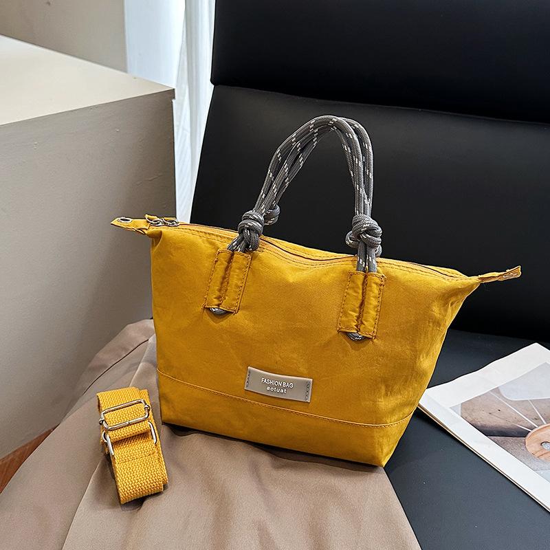 Autumn And Winter Large-Capacity Work Commute Handbag Bag Women'S Fashion Nylon Bag Casual Shoulder Messenger Bag