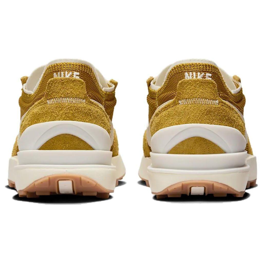 Nike Женская модель Waffle One Vintage Bronze Coconut Milk Gum Medium Brown Sail DX2929-700