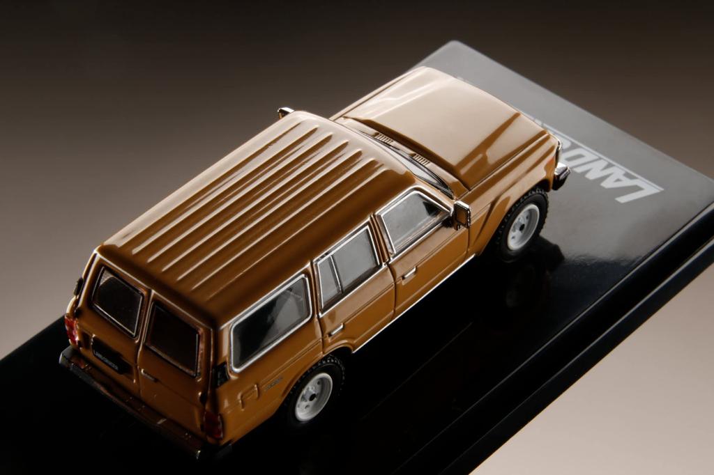 HJ64 Toyota Land Cruiser 60 GX 1988 бежевый готовый продукт 1/64