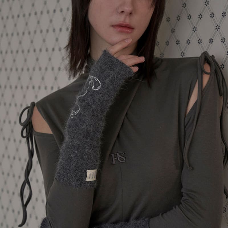 ПЕРЧАТКИ ИЗ АНГОРЫ С ЛЕНТОЙ HHIPS (3colors)