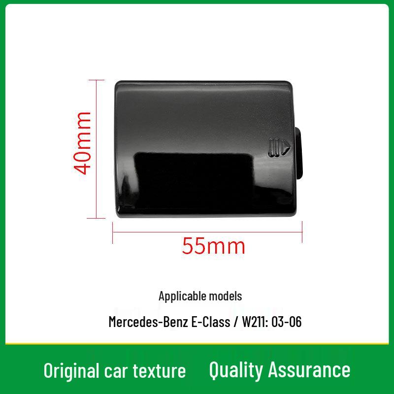 Накладка на буксировочный крюк переднего бампера Mercedes-Benz E-Class W211 2118850026