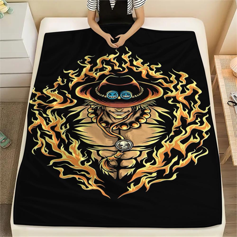 Фланелевое одеяло с принтом персонажей One Piece, Высококачественное, Удобное для всех сезонов, Декор для дома, Тепло и уют, Идеально для рождественских подарков