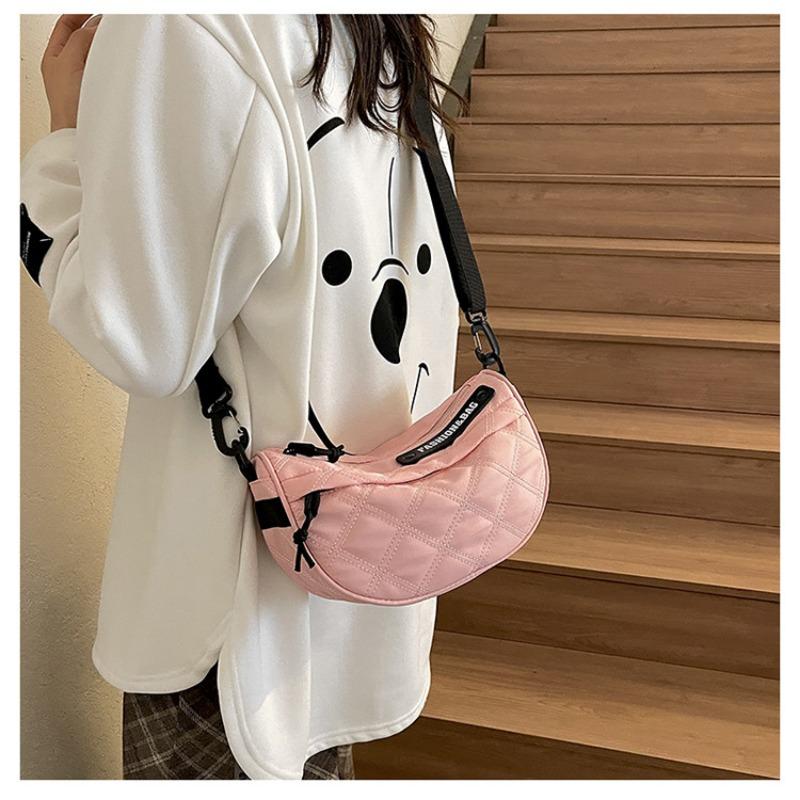 Новая коллекция осень-зима 2023 года: женская сумка через плечо с большой вместимостью, высококачественный дизайн, нишевый дизайн, сумка-седловидная сумка на одно плечо