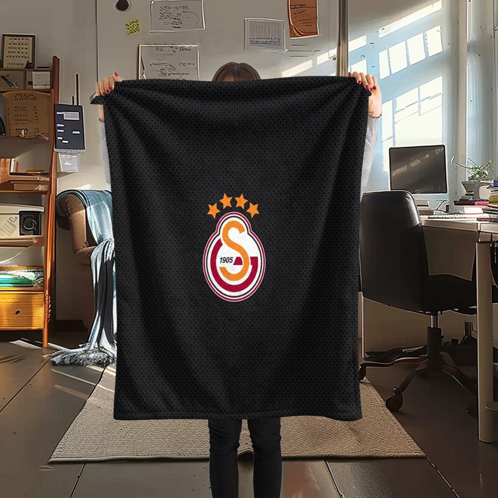 Galatasaray SK3 Flannel Blanket, High quality Comfortable for All Seasons, Home Decor, Warmth and Comfort