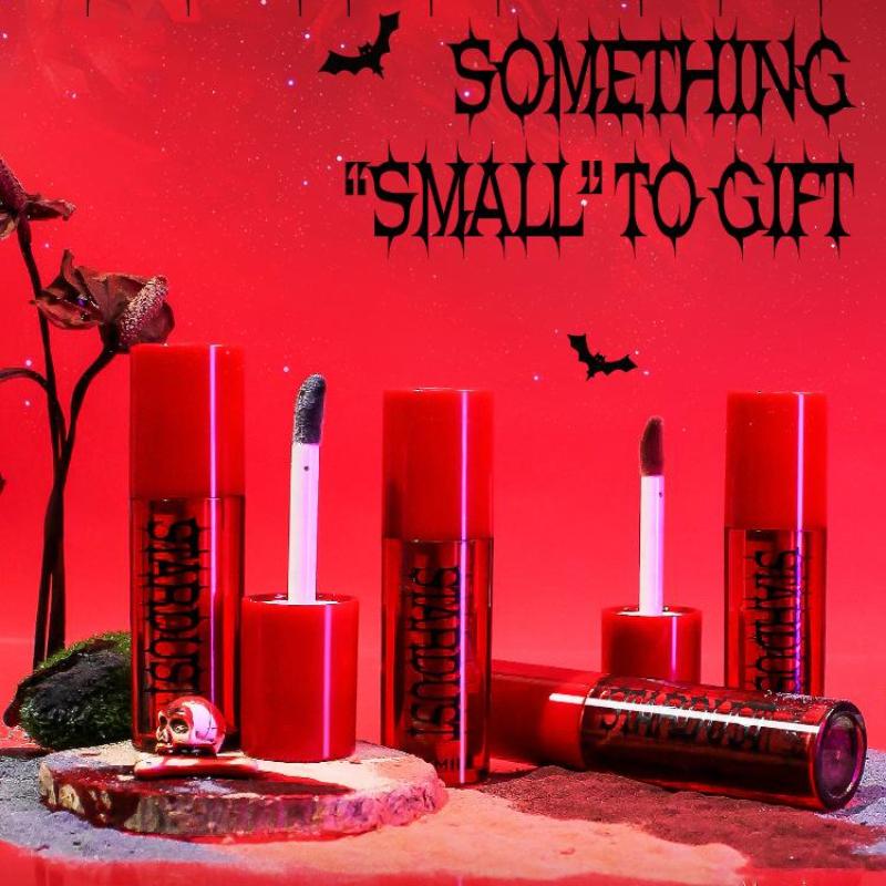 Обновите свой образ на Хэллоуин с нашей последней коллекцией матовых помад и блесков для губ