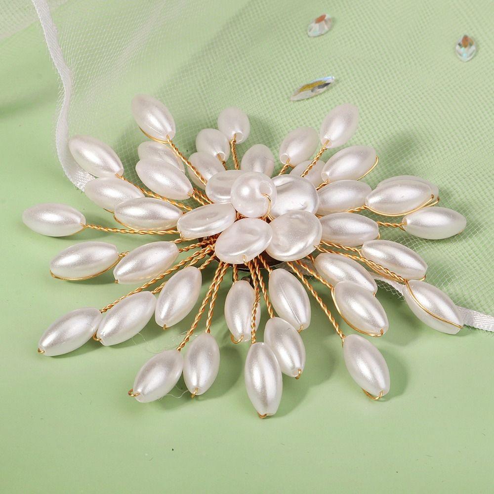 Korean Style Pearls Badge Elegant Luxury Sense Brooch Clothes Accessories Suit Collar Pin Women