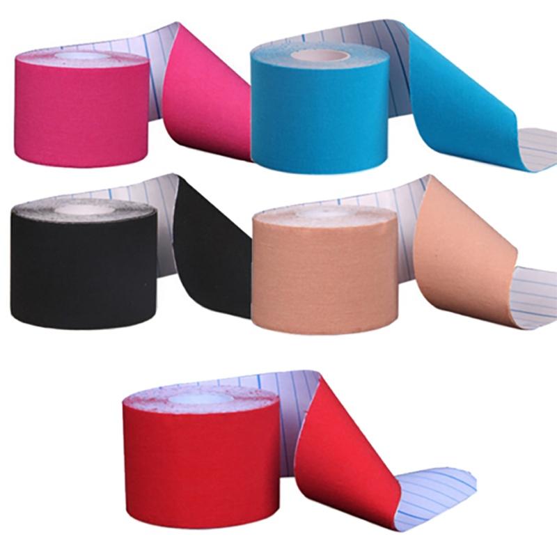 Прочная кинезиологическая лента для эффективной поддержки при мышечных растяжениях и травмах в спорте и физиотерапии