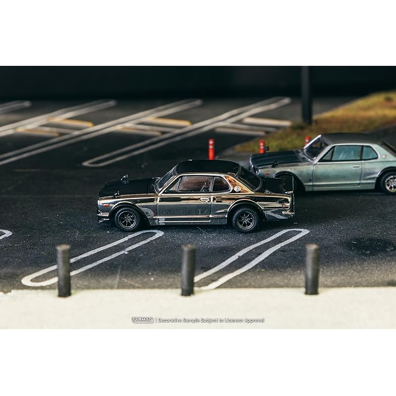 TARMACWORKS 1/64 Skyline HT 2000GT-R Silver Chrome Special Edition Готовый продукт T64G-043-SC