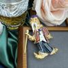 New Creative Seal Sceptre Enmael Middle Pins Brooches For Women Lady Vintage Palace Exquisite Aniamal Badges Suit Office Pines
